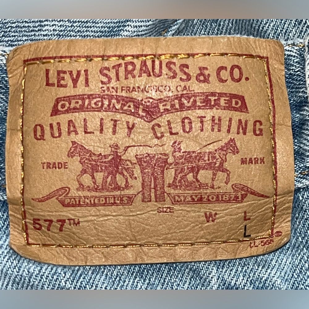 Vintage Levis 577 Low Rise Loose Fit Jeans Sz 16 Long W35xL32.5 Light Wash BAGGY - Picture 5 of 7